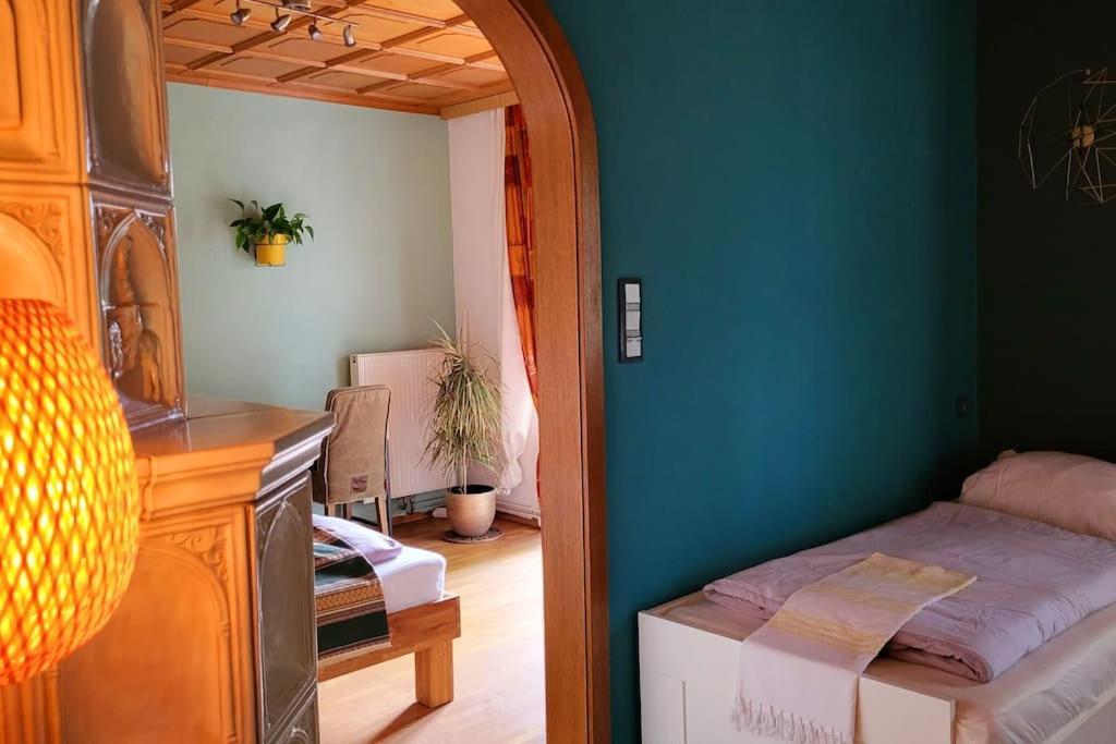 Colourful 2.5 Bedroom With Large Balcony & Garden. Apartment *